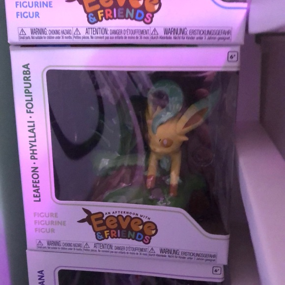 Eevee Friends Leafeon Figure